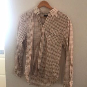 Business casual dress shirt